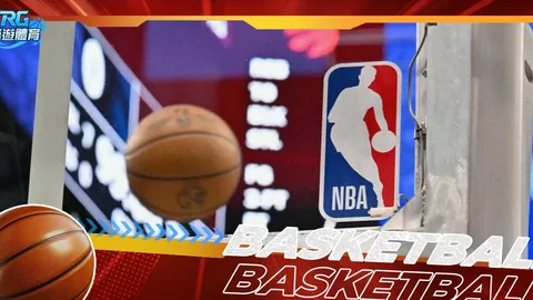 雪域雄鹰香江少年，山海相逢情意浓