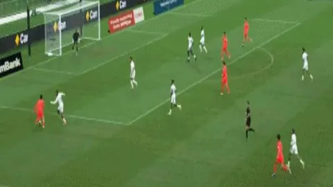 大乐透期号专家推荐：弗莱堡对勒沃库森质合分析